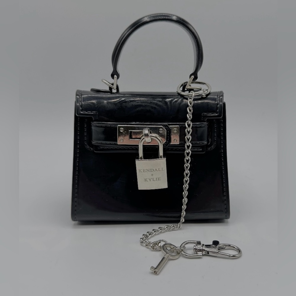 NWT Kendall & Kylie Black Mini Bag Sleek Design Lock Chain